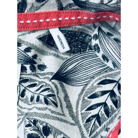 Foxcroft Faith Layered Leaves Button-Up Blouse Top 18W Black White Wrinkle-Free - Picture 10 of 14